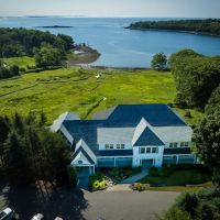 Strawberry Hill Seaside Inn ico