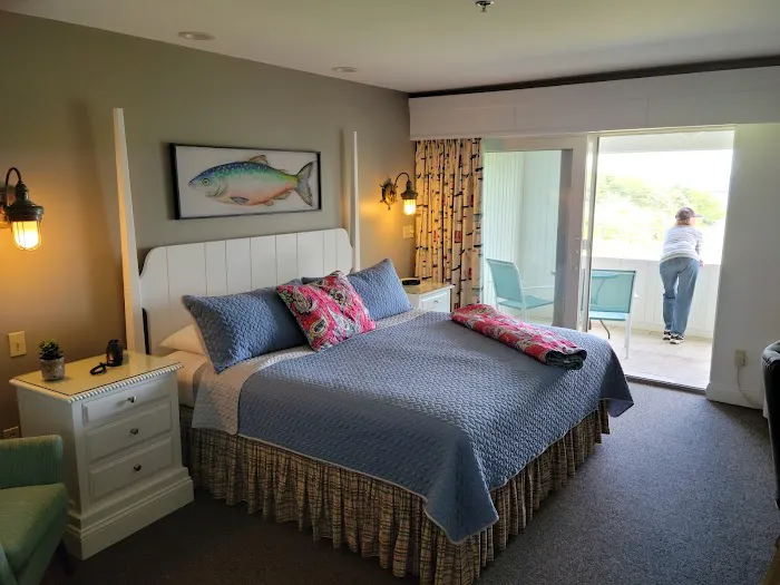Island View Inn 4