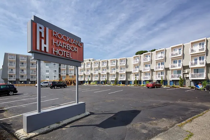 Rockland Harbor Hotel 4