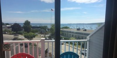 Trade Winds on the Bay