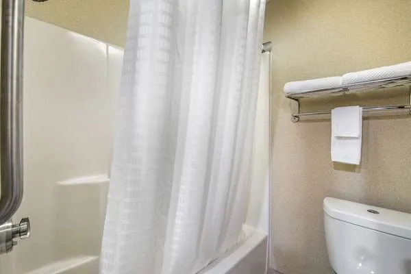 Quality Inn at Bangor Mall 4