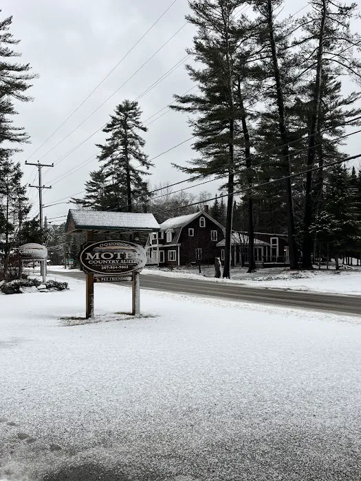 Oquossoc Country Suites 5