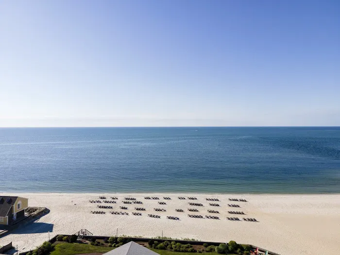 Red Jacket Beach Resort & Spa 5