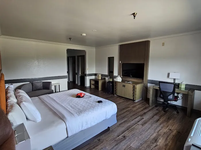 The Inn at Mountain View 4