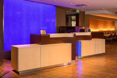 Fairfield Inn & Suites Pittsburgh North/McCandless Crossing 4