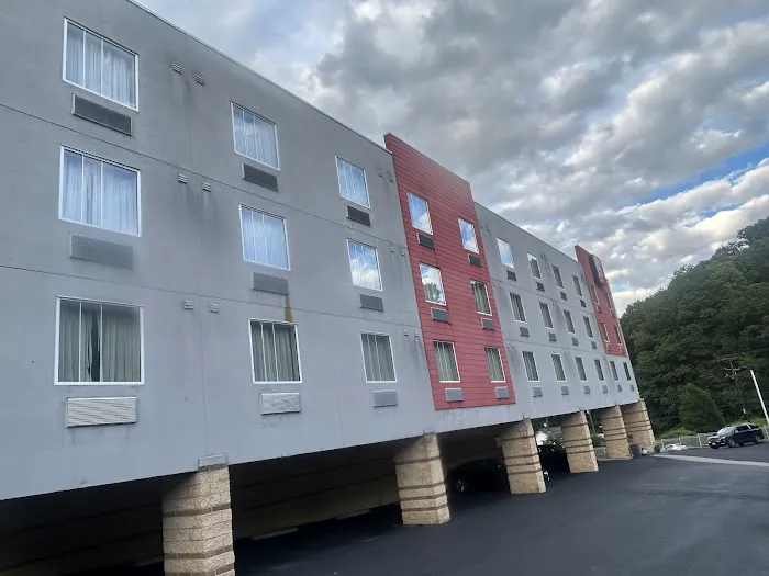 Red Roof Inn Pittsburgh - McKnight Rd 4