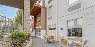 Holiday Inn Express Pittsburgh E - Waterfront Dr by IHG
