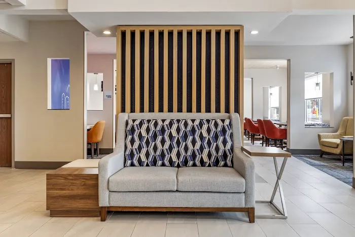 Holiday Inn Express Pittsburgh E - Waterfront Dr by IHG 4