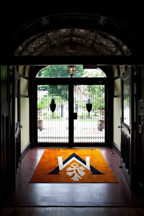 The Mansions On Fifth Luxury Hotel 5