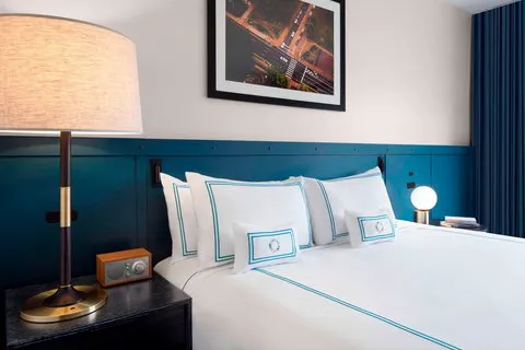 The Oaklander Hotel, Autograph Collection 5