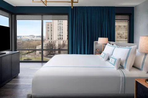 The Oaklander Hotel, Autograph Collection 5