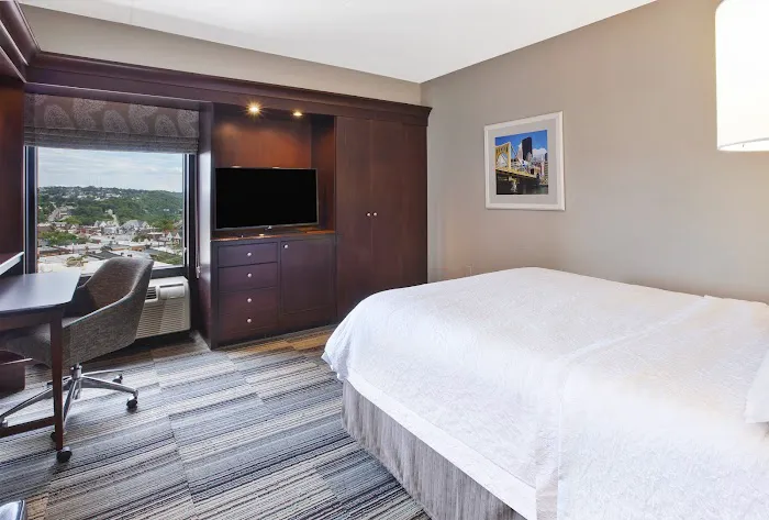 Hampton Inn Pittsburgh University/Medical Center 5