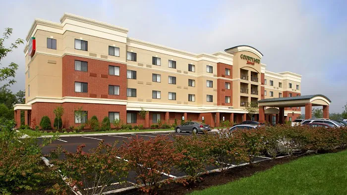 Courtyard Pittsburgh Greensburg 4
