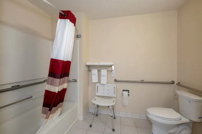 Red Roof Inn Greensburg 4