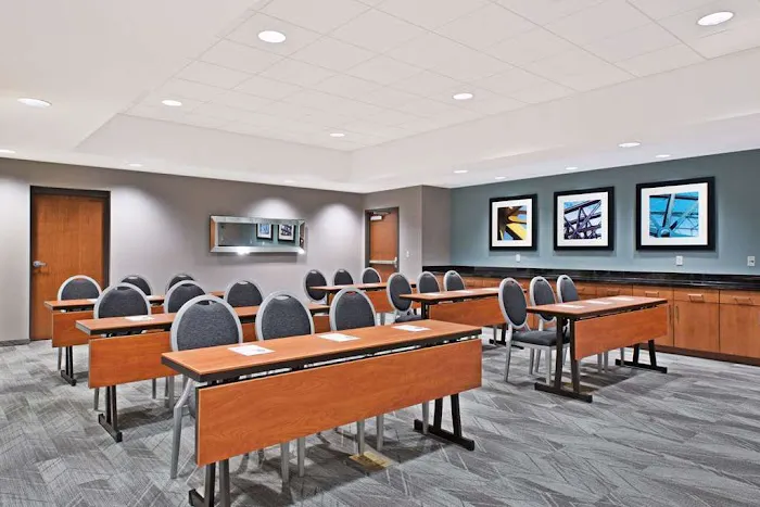Hampton Inn & Suites North Huntingdon-Irwin 4