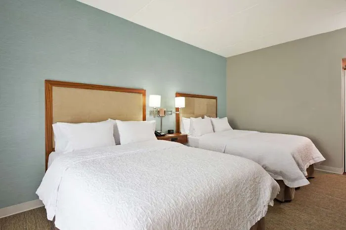 Hampton Inn & Suites North Huntingdon-Irwin 4