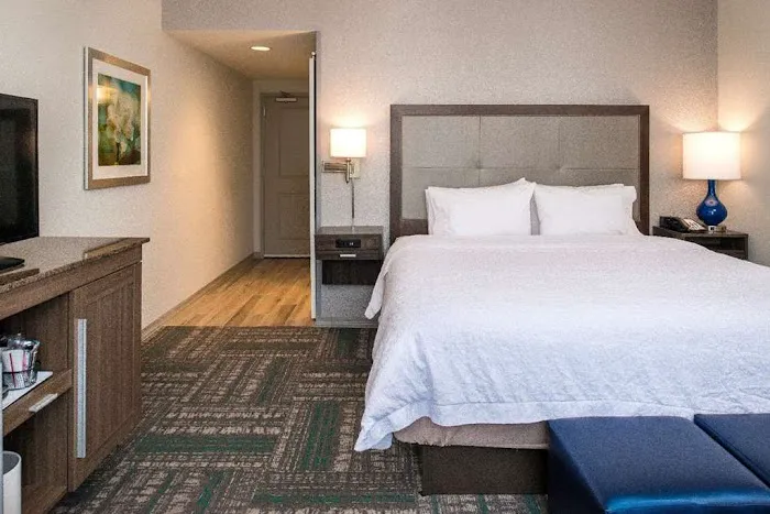Hampton Inn & Suites North Huntingdon-Irwin 4