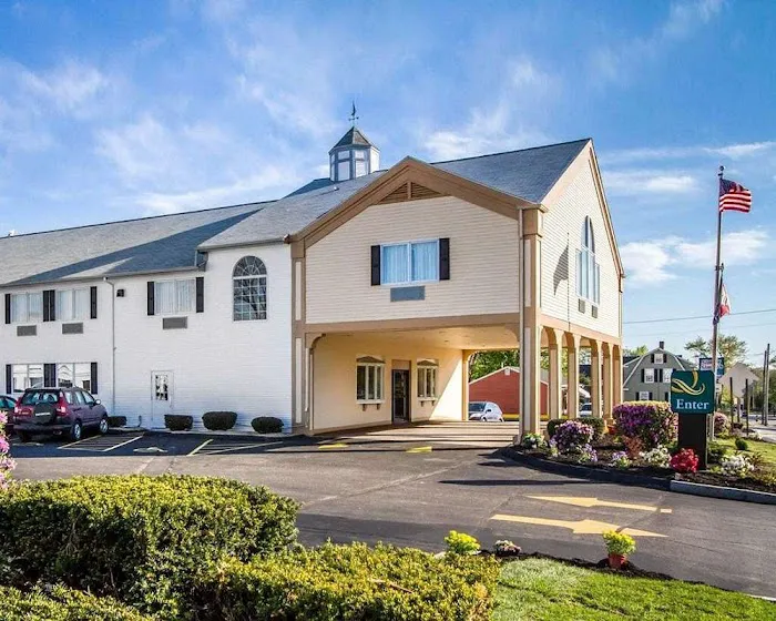 Quality Inn & Suites 4