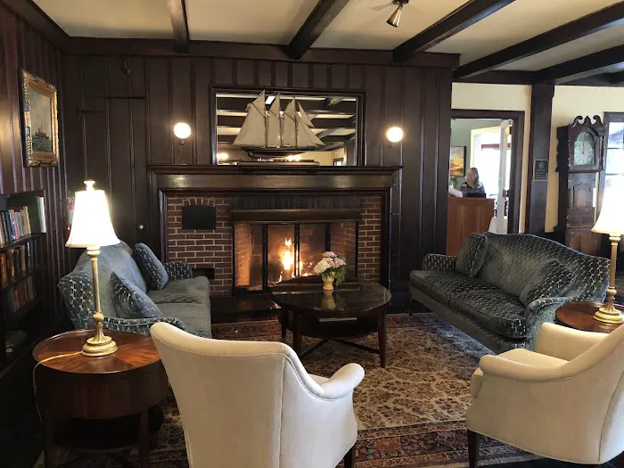 Black Point Inn 4