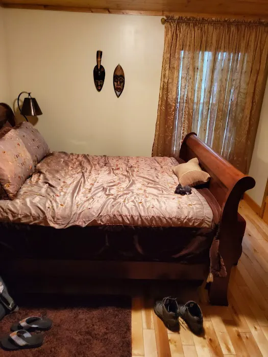 Hinckleys Dreamwood Cottages 4