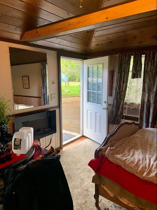 Hinckleys Dreamwood Cottages 4