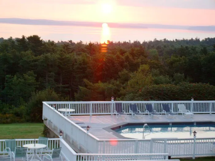 Acadia Ocean View Hotel 4
