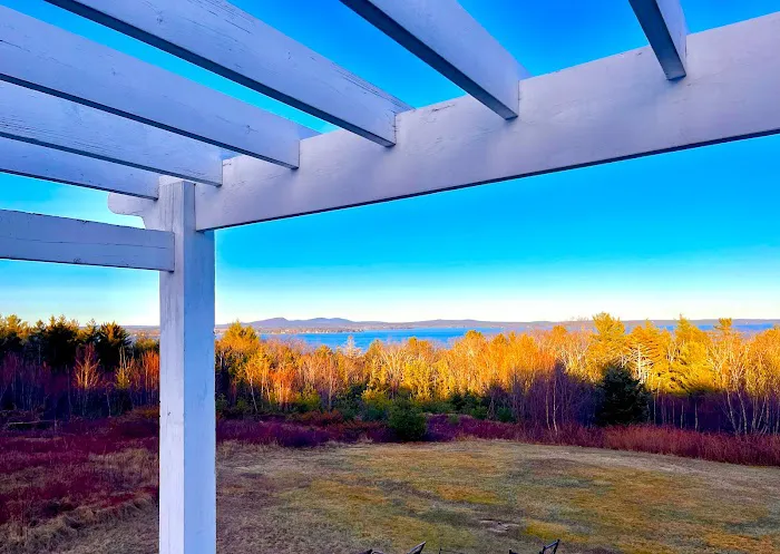 Acadia Ocean View Hotel 4