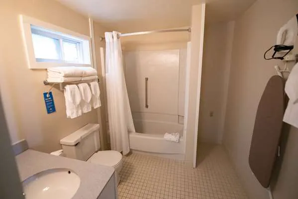 Days Inn by Wyndham Bar Harbor 5