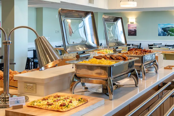 Atlantic Oceanside Hotel & Event Center 5