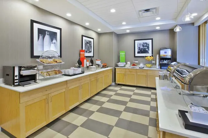 Hampton Inn Bar Harbor 5