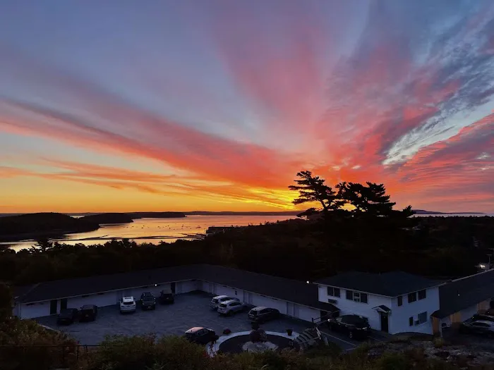 Wonder View Inn 5