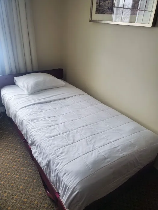 Country Inn at the Mall 4