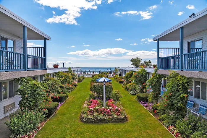 Blue Water Resort 5
