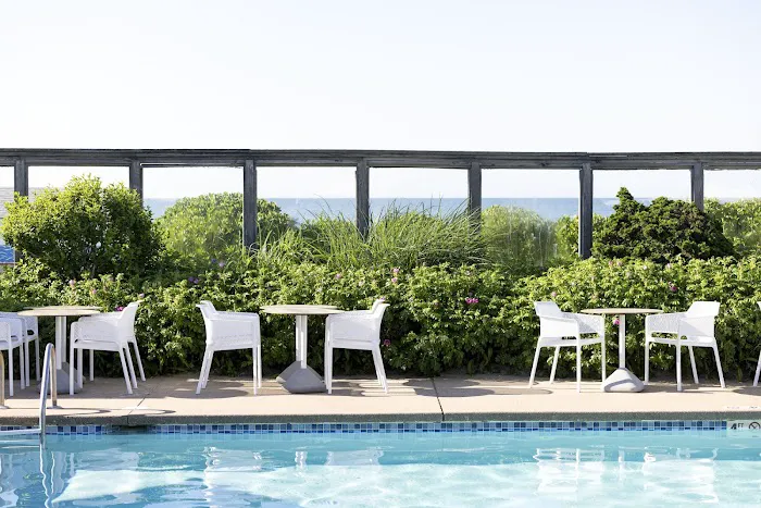 Riviera Beach Resort 5