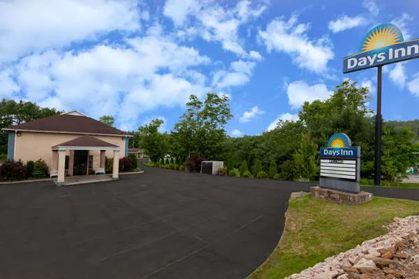 Days Inn by Wyndham Donegal 4