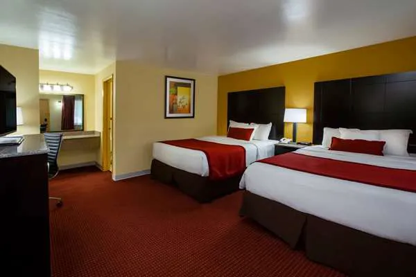 Days Inn by Wyndham Donegal 4