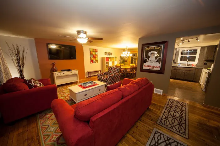 Log Cabin Lodge & Suites 4