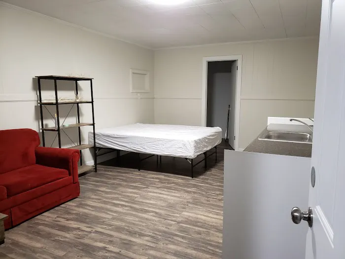 Neville Island Motel 4