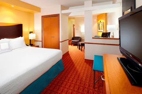 Fairfield Inn & Suites Pittsburgh Neville Island 4