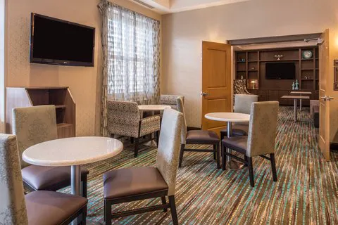 Residence Inn Pittsburgh North Shore 5