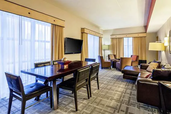Cambria Hotel Pittsburgh - Downtown 5