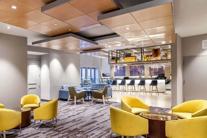 Cambria Hotel Pittsburgh - Downtown 5