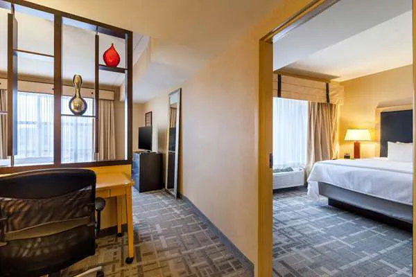Cambria Hotel Pittsburgh - Downtown 5