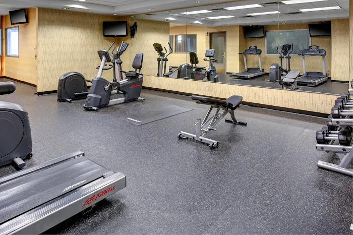 Holiday Inn Express & Suites Pittsburgh-South Side by IHG 5