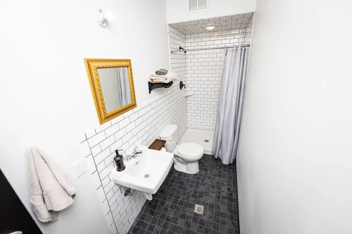 Traveler's Rest Hotel 5