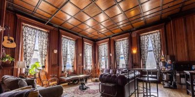 Traveler's Rest Hotel
