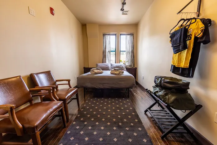 Traveler's Rest Hotel 5