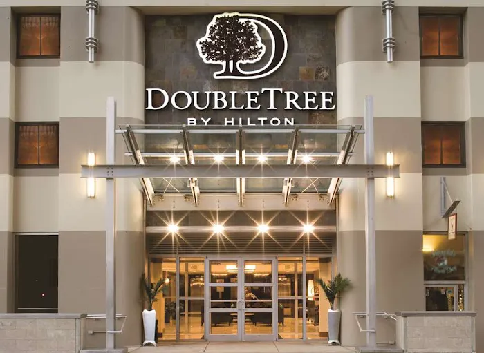 DoubleTree by Hilton Hotel & Suites Pittsburgh Downtown 5