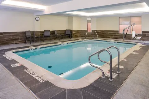 Fairfield Inn & Suites Pittsburgh New Stanton 4