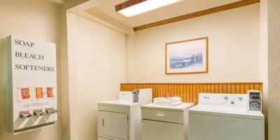 Super 8 by Wyndham Youngstown/Austintown